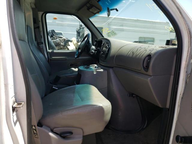 2000 Ford Econoline E450 Super Duty Cutaway Van VIN: 1FDXE45S0YHB54900 Lot: 55197754