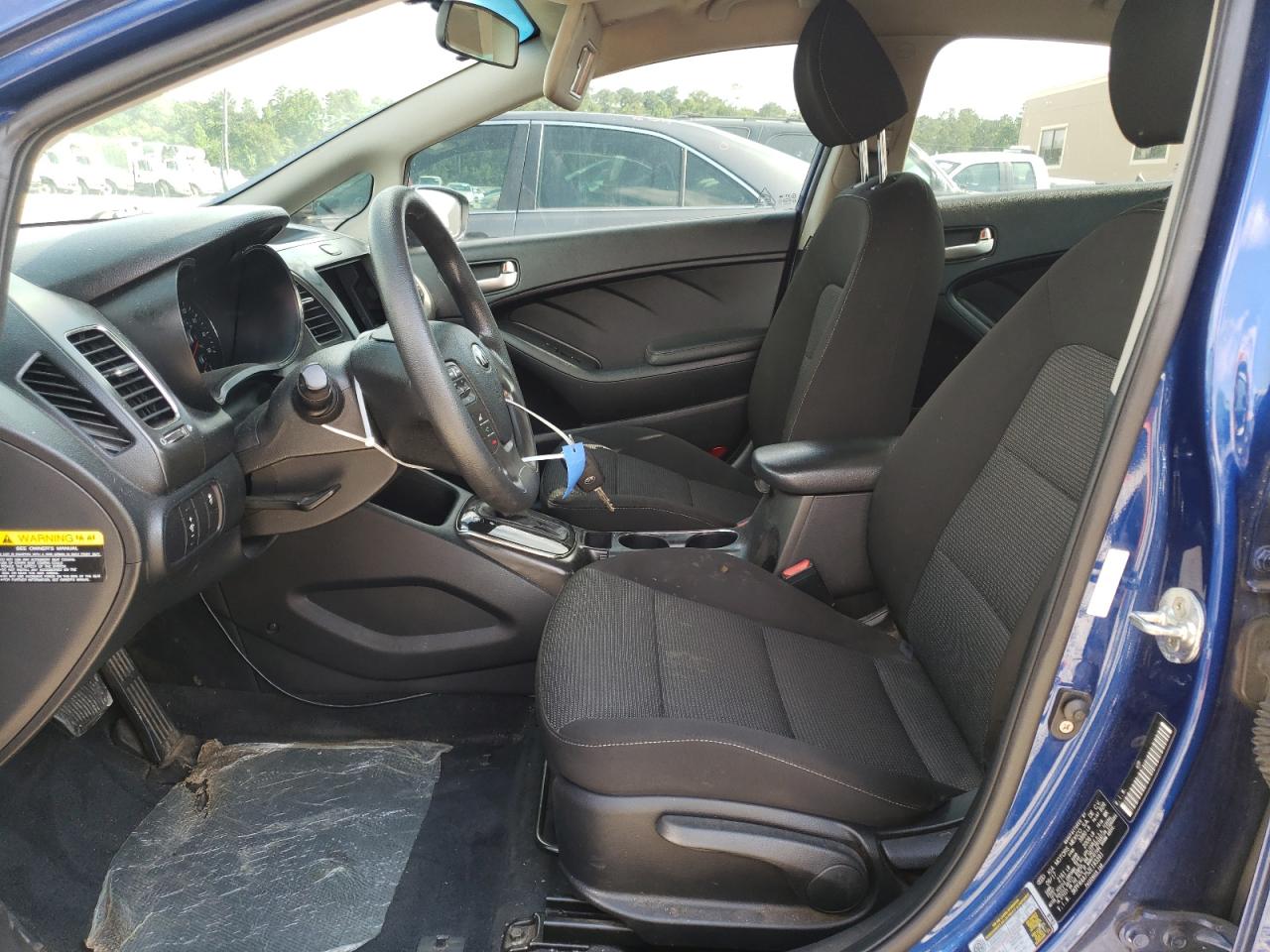 3KPFK4A75JE193391 2018 Kia Forte Lx