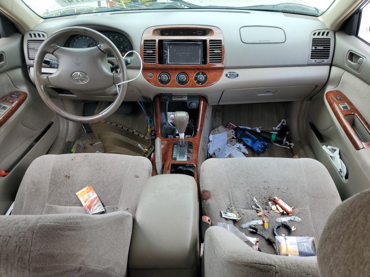 JTDBE32K640249791 2004 Toyota Camry Le