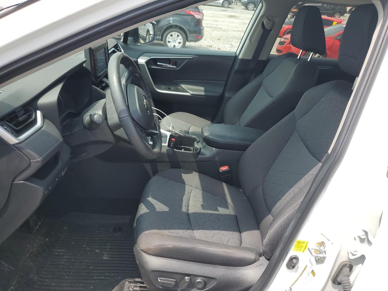 2T3P1RFV4NW297327 2022 Toyota Rav4 Xle