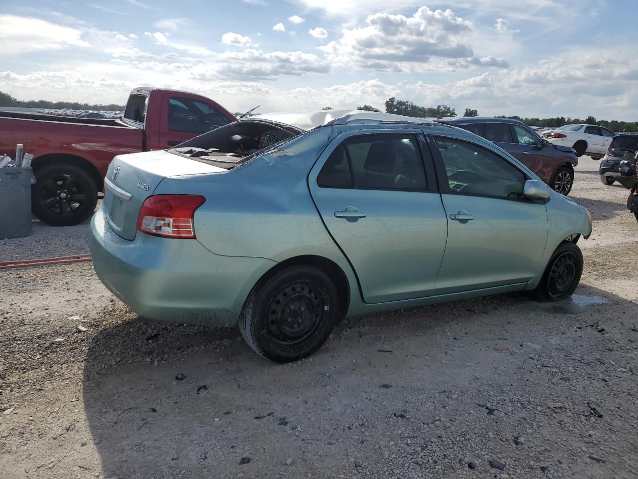 JTDBT923671031379 2007 Toyota Yaris