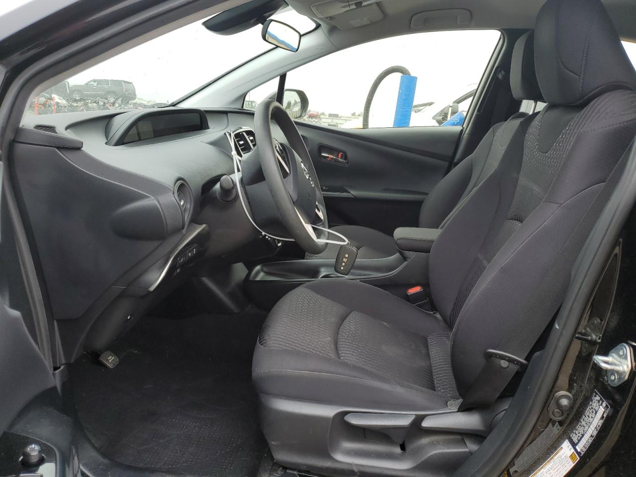 JTDKBRFU3J3586355 2018 Toyota Prius