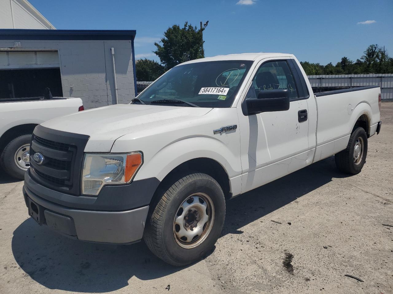 2013 Ford F150 vin: 1FTMF1CM9DKD19038