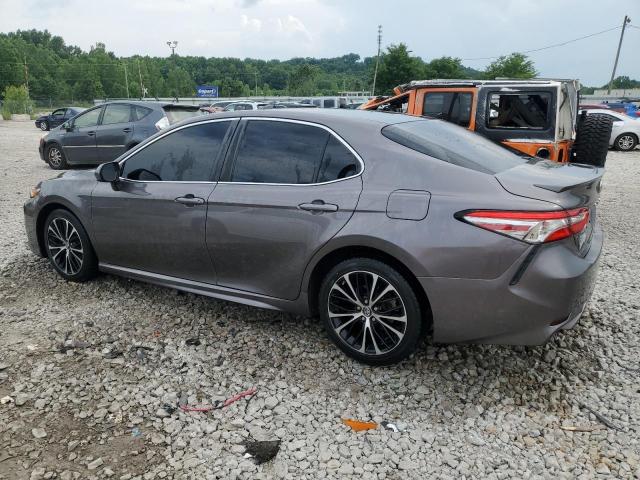 VIN 4T1B11HK9JU021744 2018 Toyota Camry, L no.2