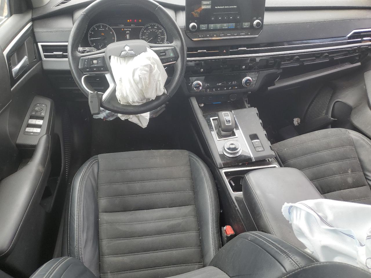 JA4J3UA81NZ017894 2022 Mitsubishi Outlander Se