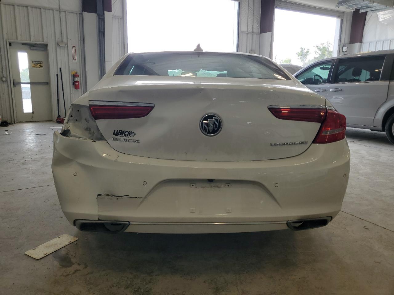 1G4ZN5SS7HU162213 2017 Buick Lacrosse Preferred