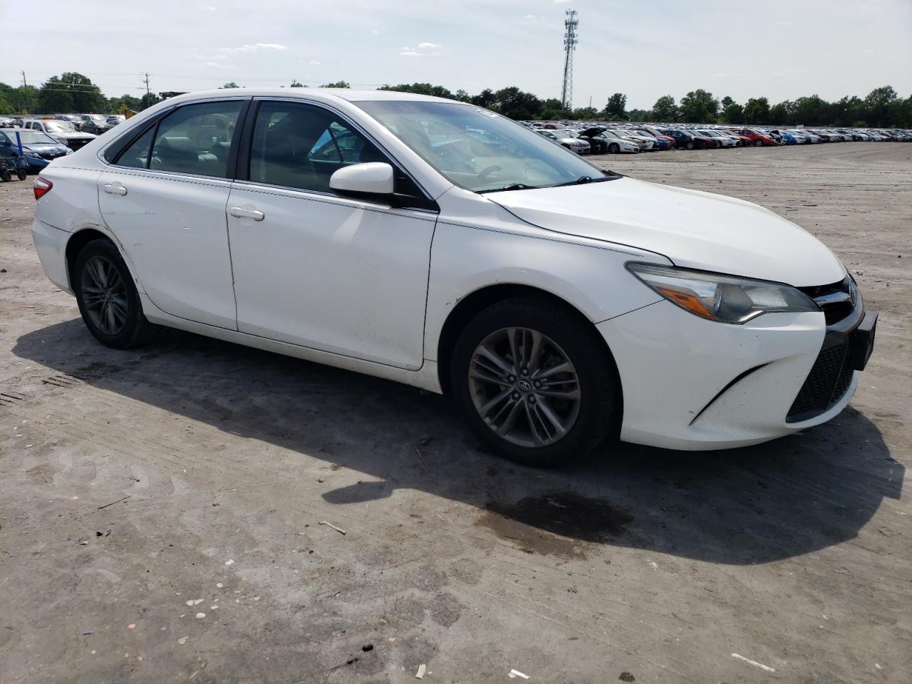 4T1BF1FK2GU257486 2016 Toyota Camry Le