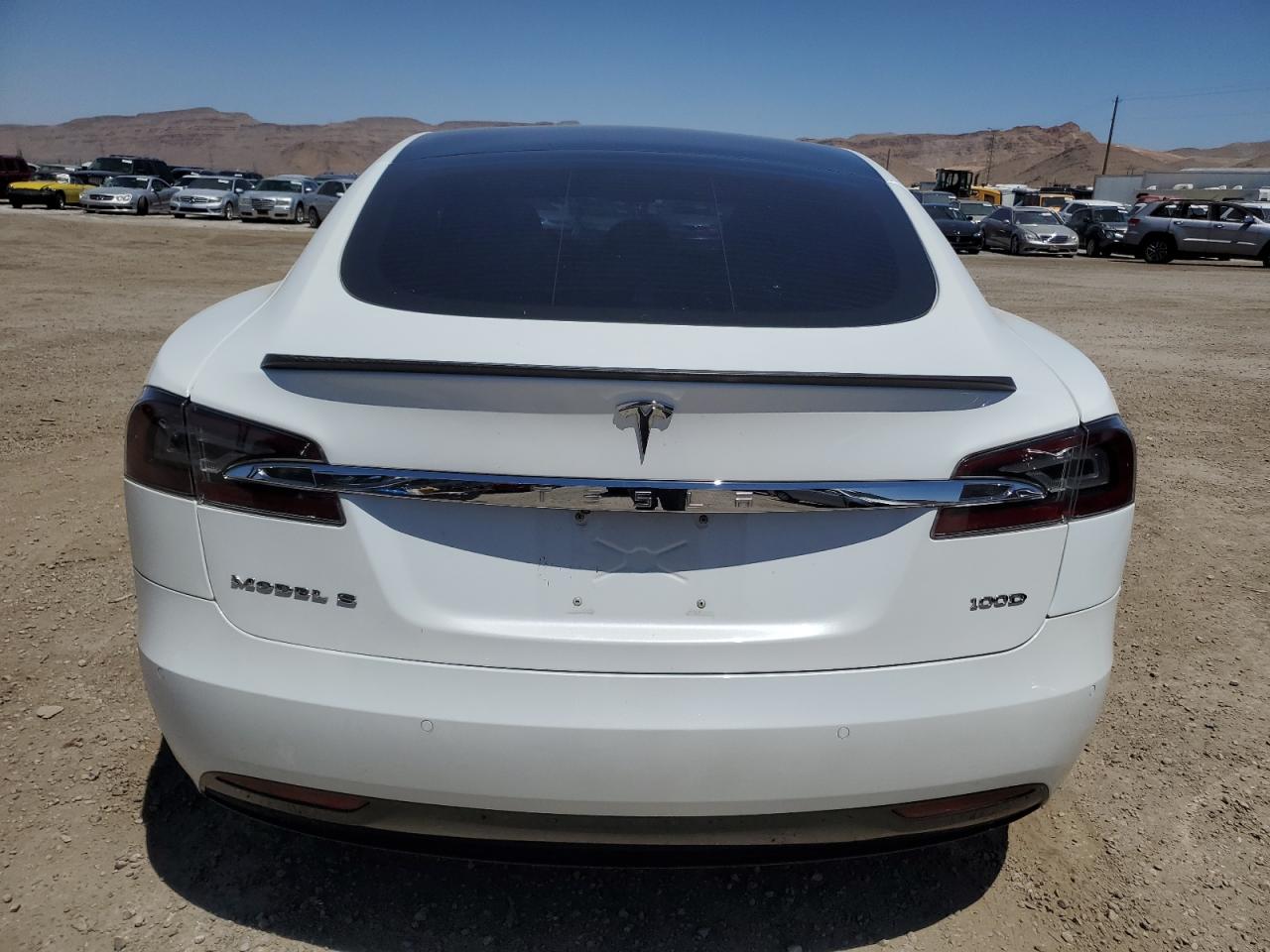 5YJSA1E22HF229752 2017 Tesla Model S