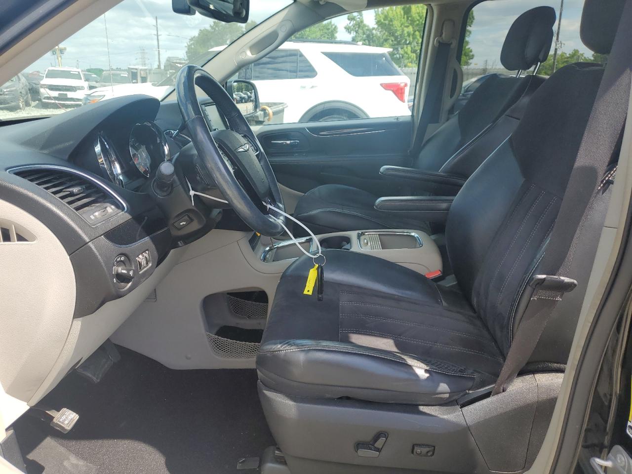 2C4RC1CG3ER224454 2014 Chrysler Town & Country Touring L