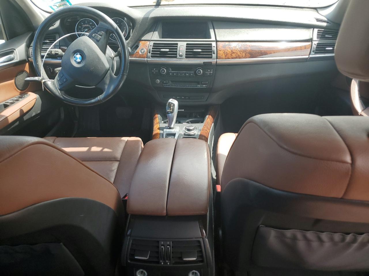 2013 BMW X5 xDrive35I vin: 5UXZV4C56D0E14480