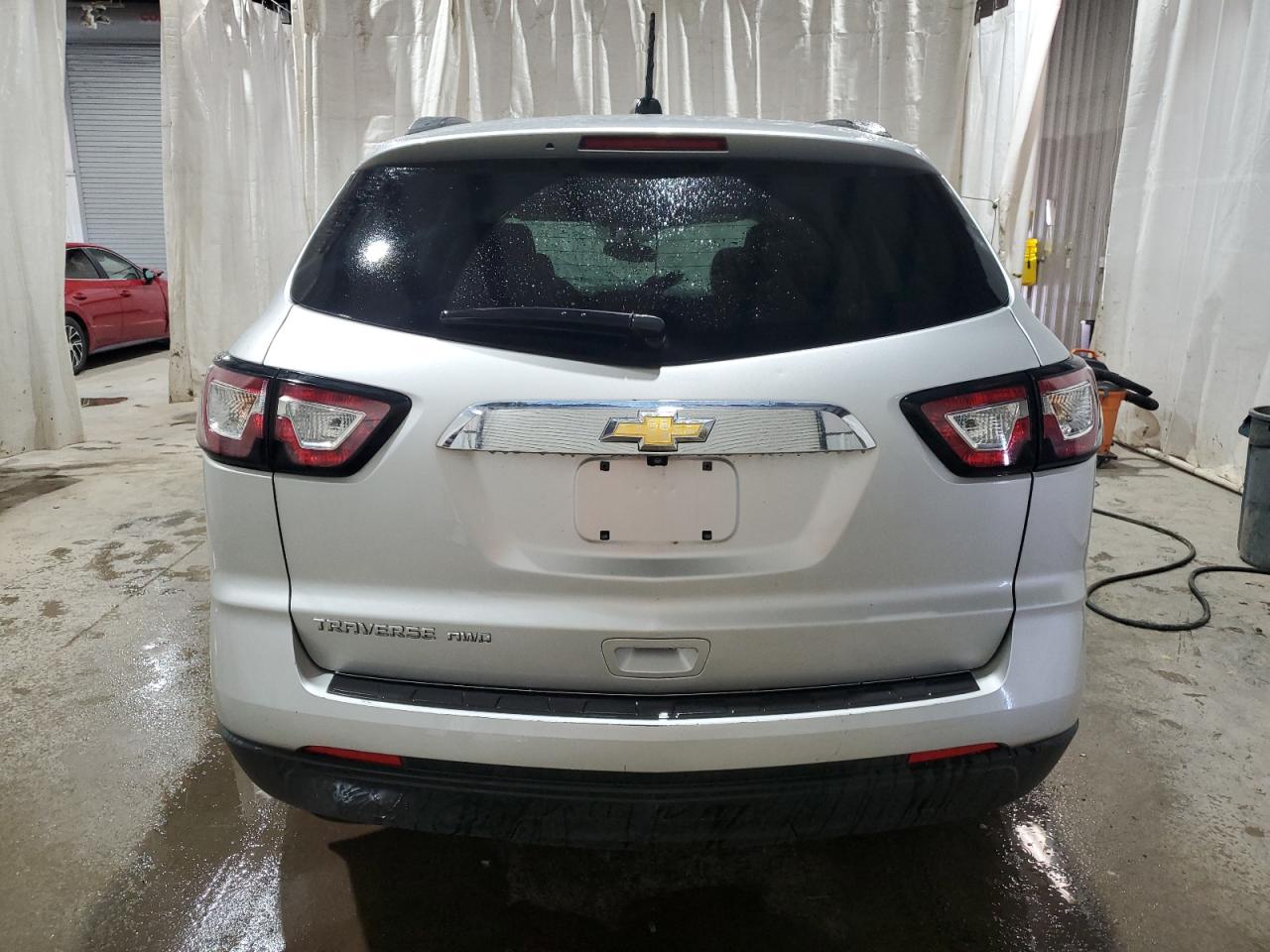 1GNKVFED2HJ346069 2017 Chevrolet Traverse Ls