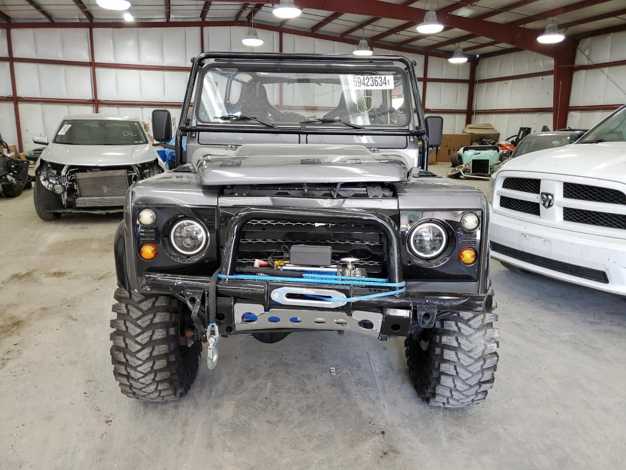 Lot #2962568901 1995 LAND ROVER DEFENDER 9