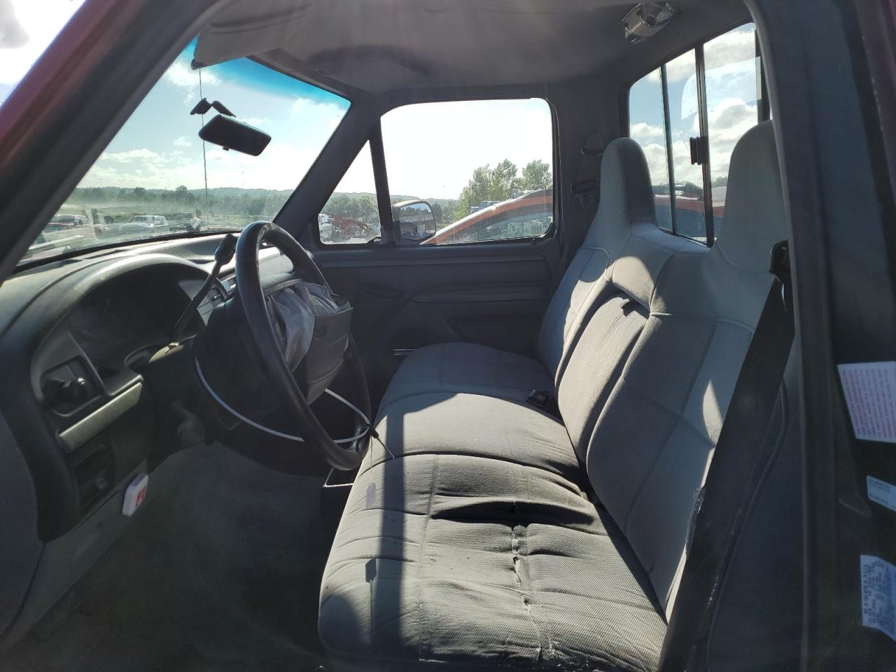 1FTEF14N8SNB53411 1995 Ford F150