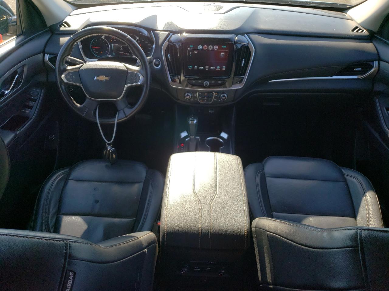 1GNERHKW9KJ212749 2019 Chevrolet Traverse Lt