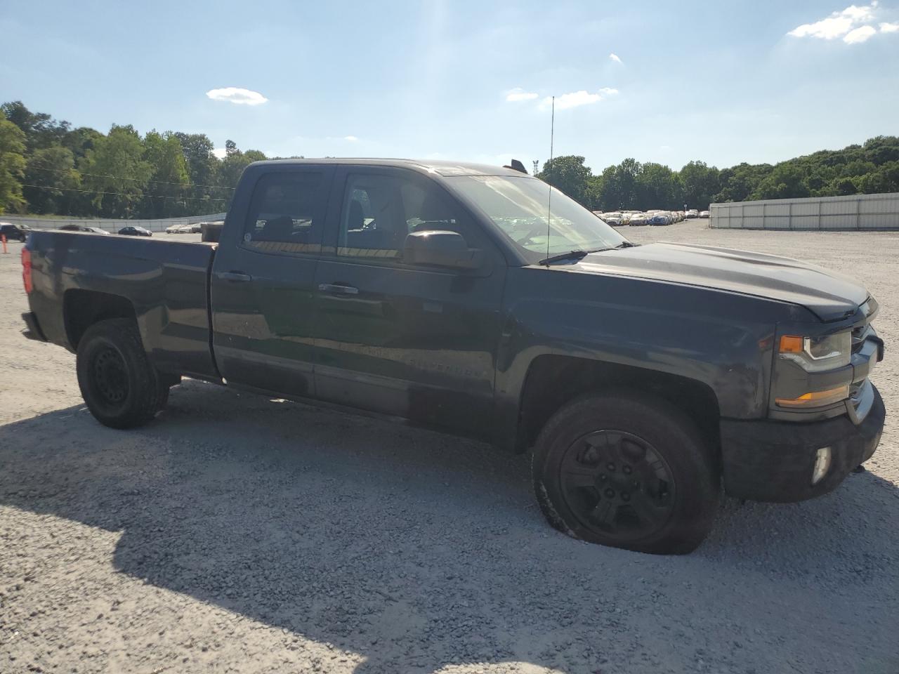 2018 Chevrolet Silverado K1500 Lt vin: 1GCVKREC9JZ121162