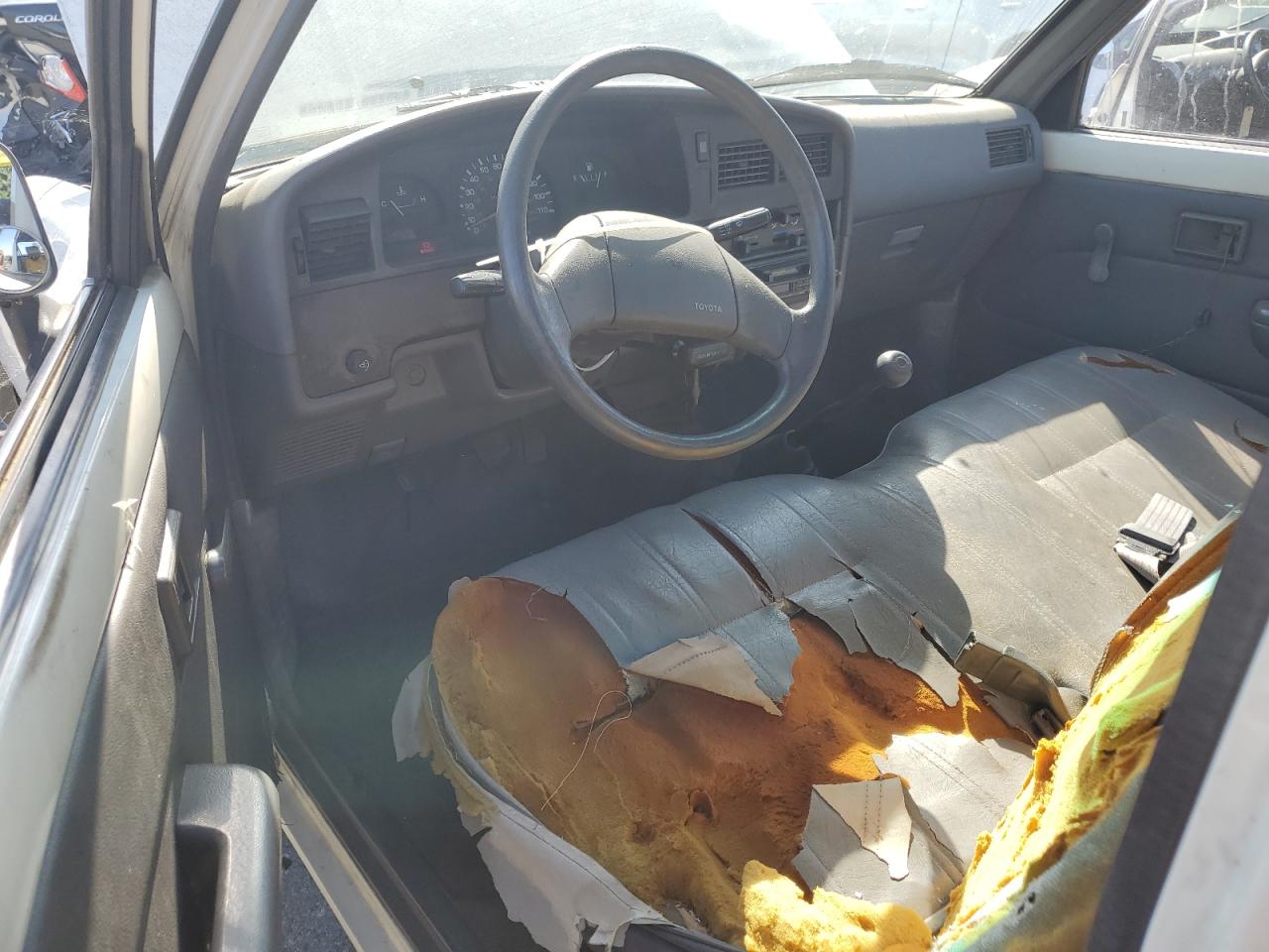 JT4RN81R4K0012613 1989 Toyota Pickup 1/2 Ton Short Wheelbase