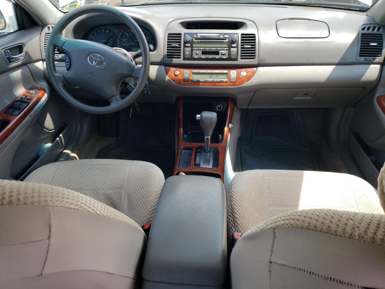 4T1BE32K63U205535 2003 Toyota Camry Le