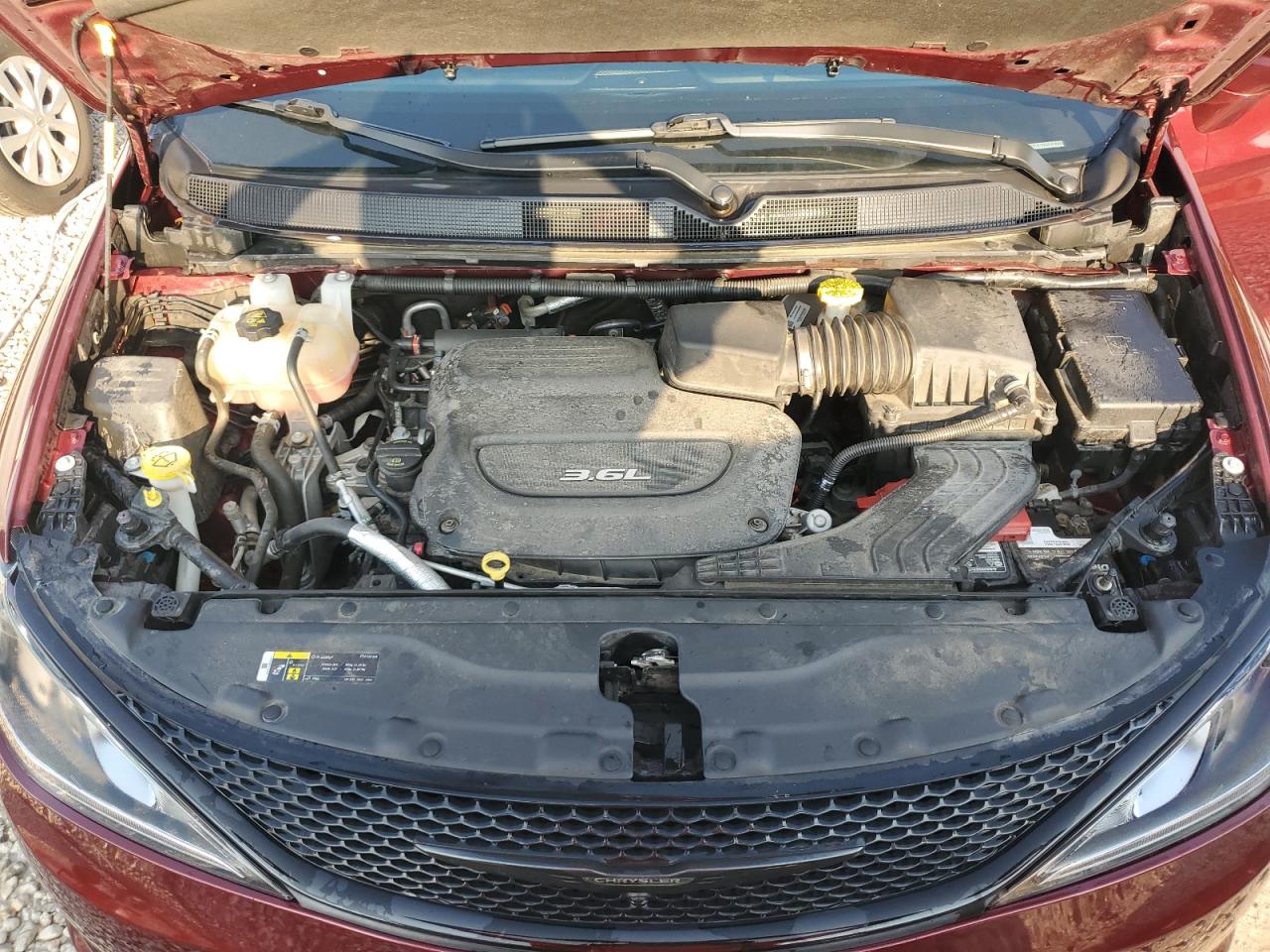 2C4RC1EG7JR197556 2018 Chrysler Pacifica Touring L Plus