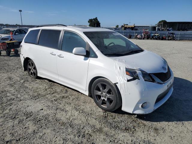 2017 TOYOTA SIENNA SE 5TDXZ3DC5HS809948