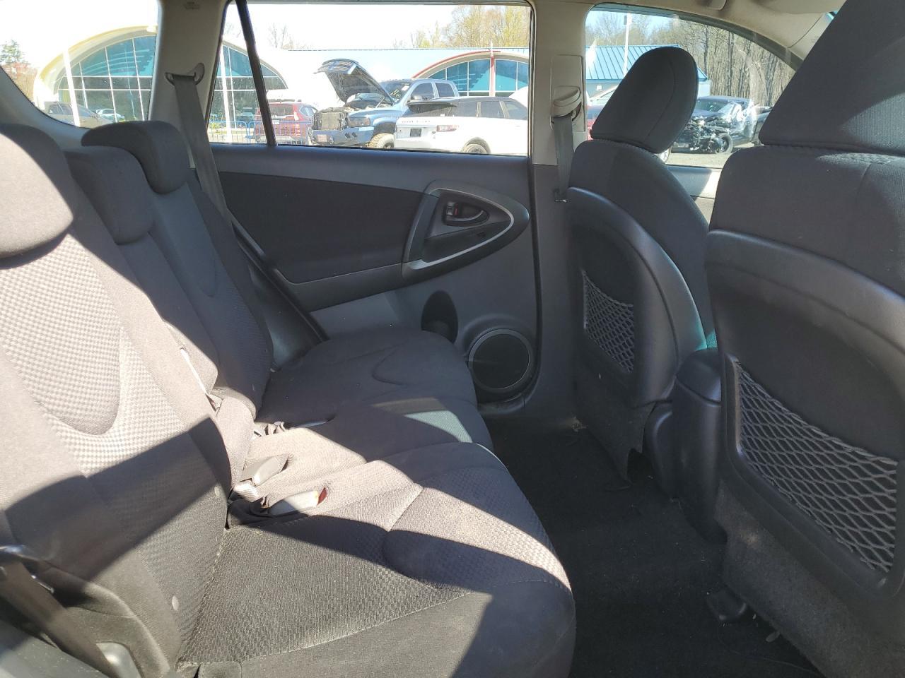 2T3RF4DV8AW029746 2010 Toyota Rav4 Sport