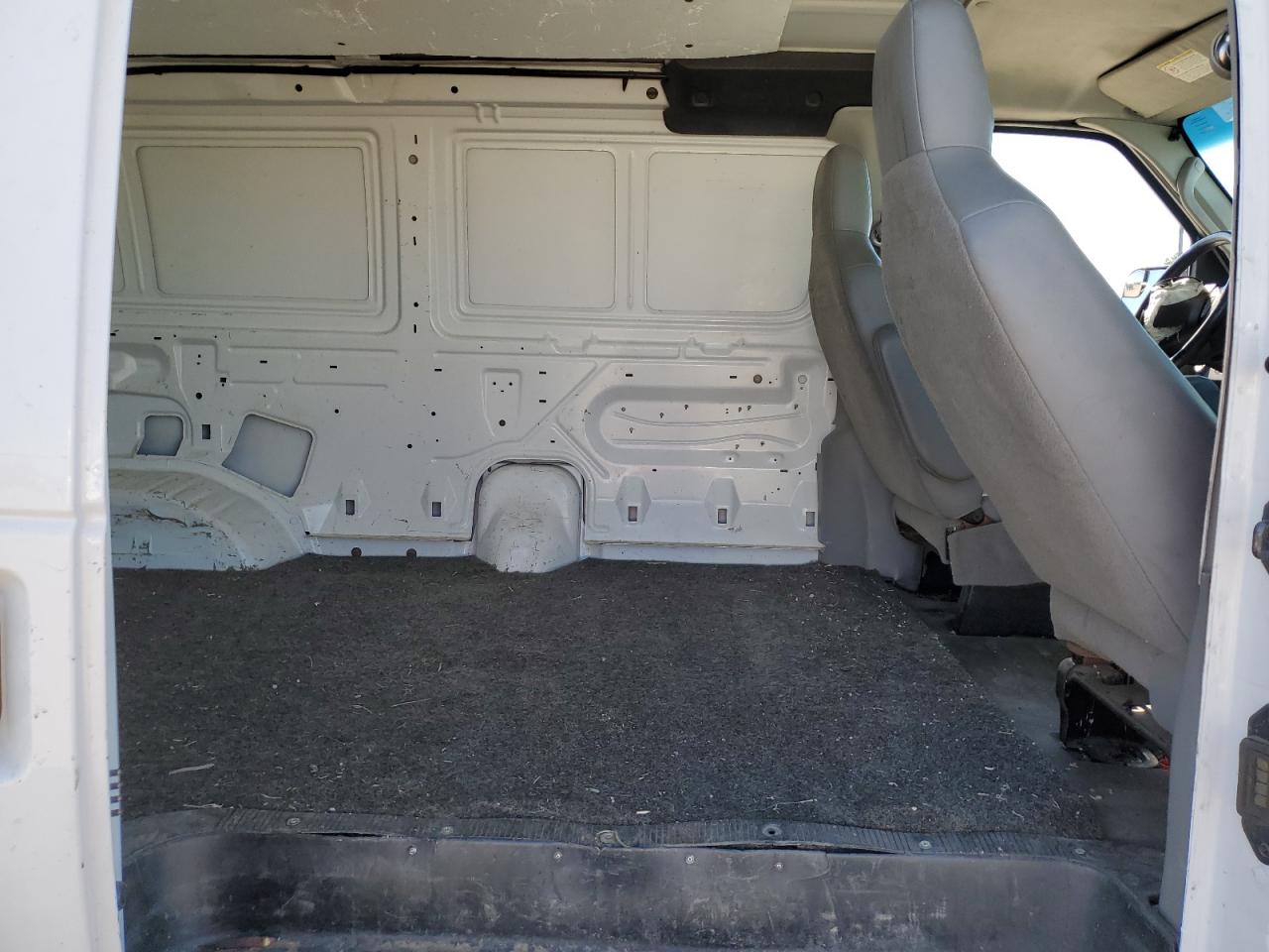 1FTNE2EL4BDA59148 2011 Ford Econoline E250 Van