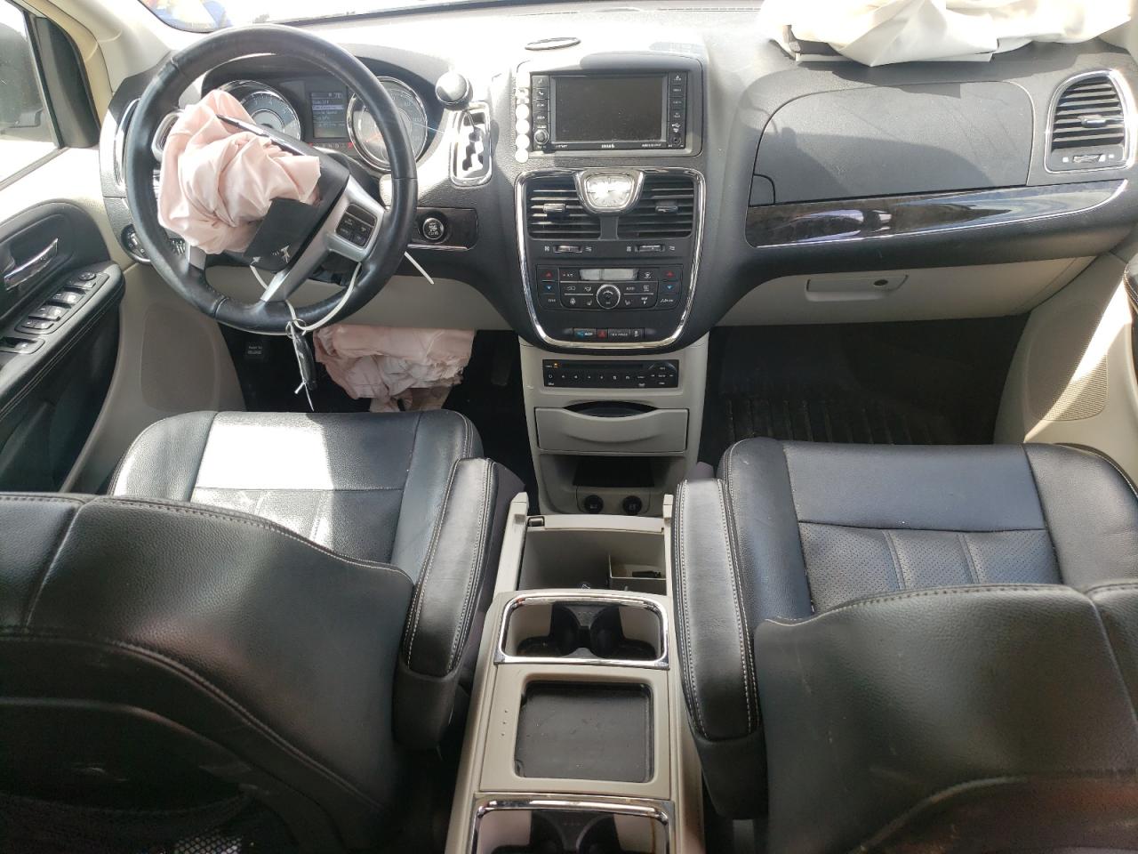 2C4RC1CG7CR307821 2012 Chrysler Town & Country Touring L