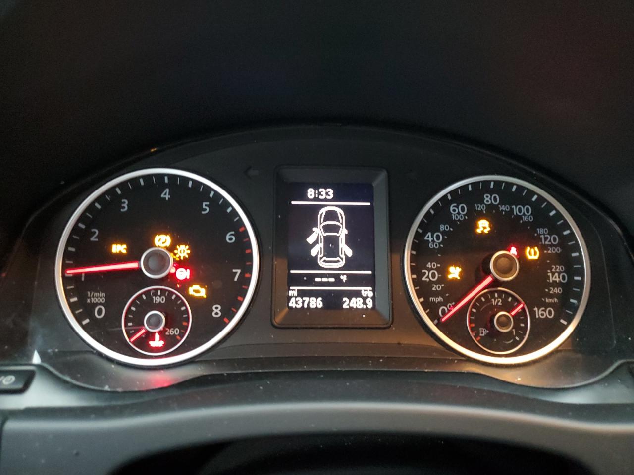 WVGBV7AX0HK048513 2017 Volkswagen Tiguan S