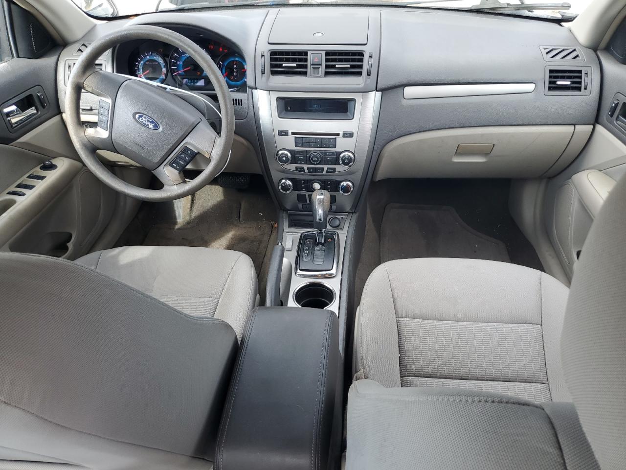 3FAHP0HA5AR328615 2010 Ford Fusion Se