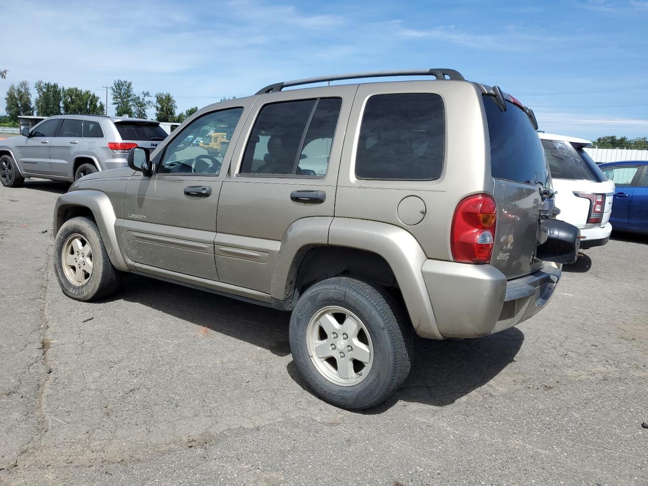 1J4GK58K74W241272 2004 Jeep Liberty Limited