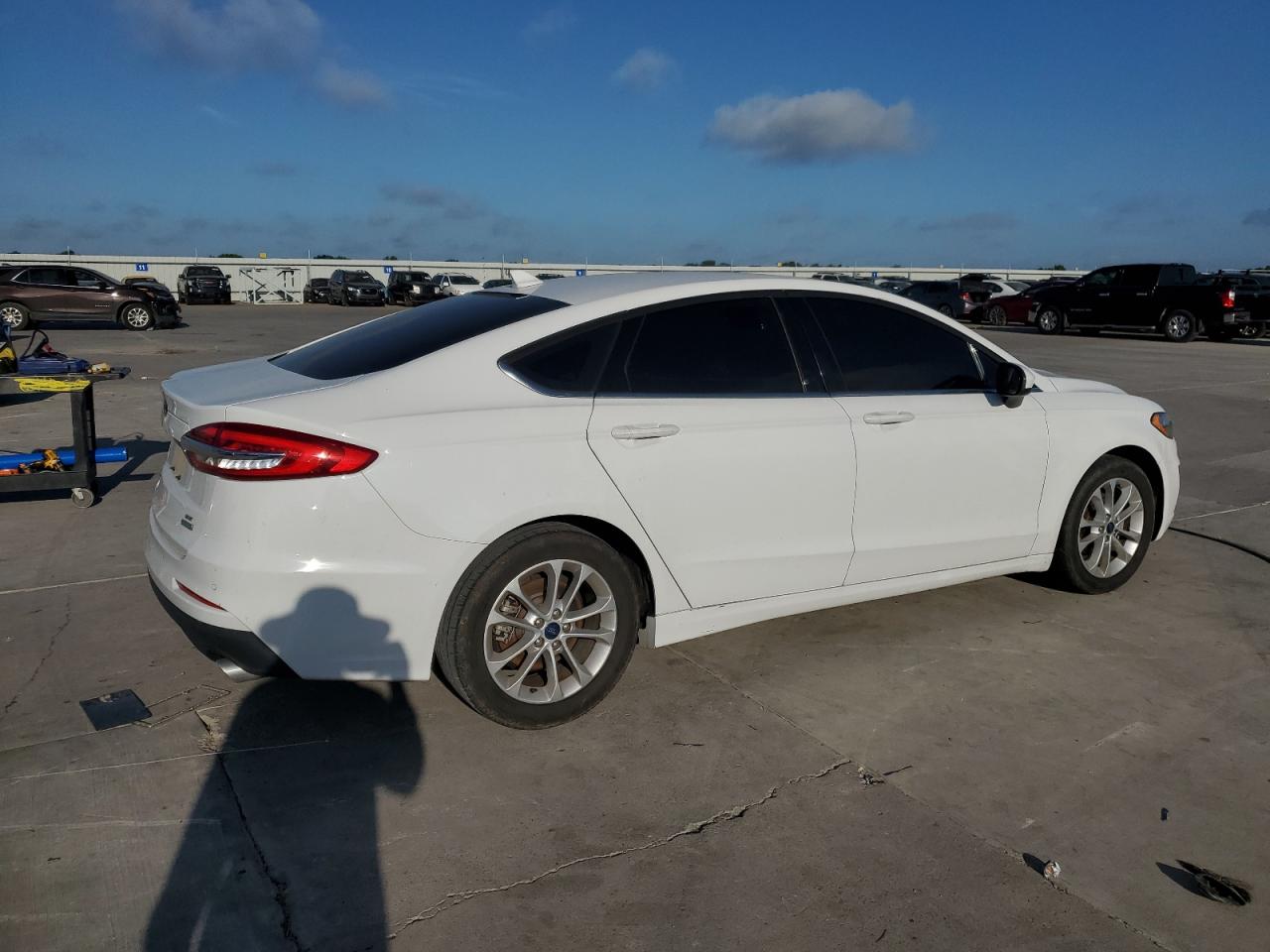 2019 Ford Fusion Se vin: 3FA6P0HD0KR144413