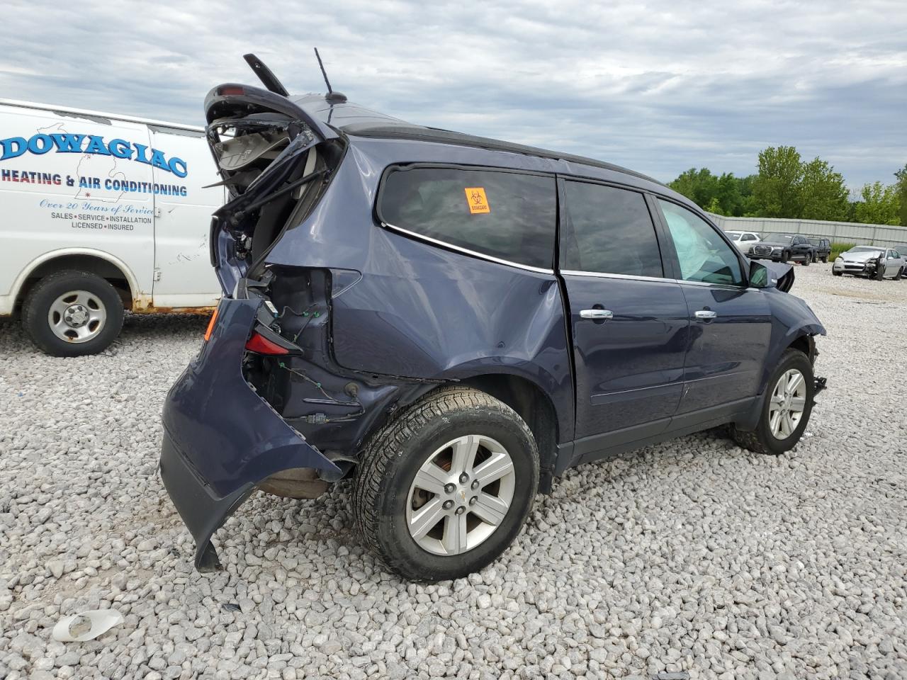 1GNKRGKD0EJ156796 2014 Chevrolet Traverse Lt