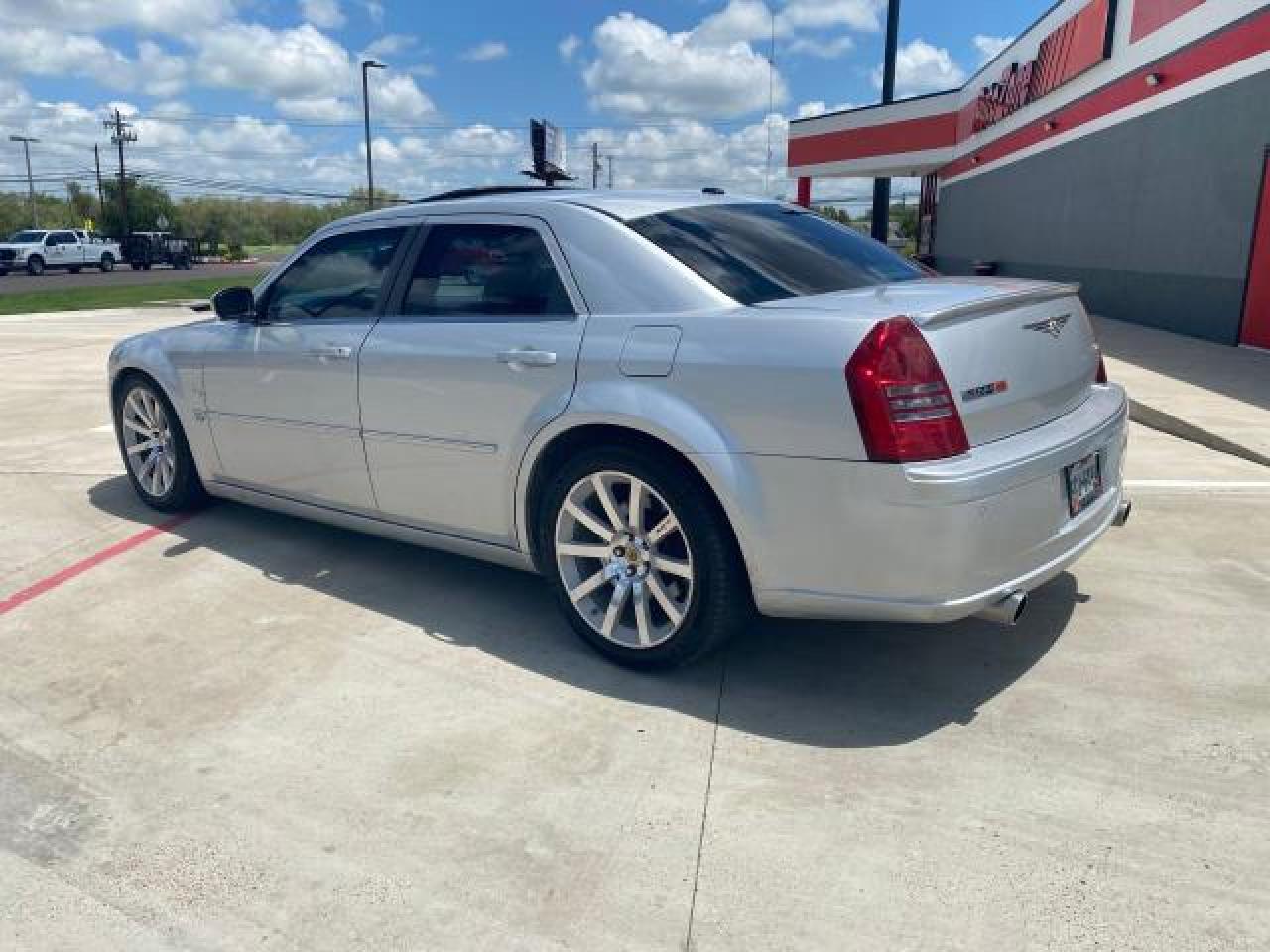 2C3LA73W26H421231 2006 Chrysler 300C Srt-8