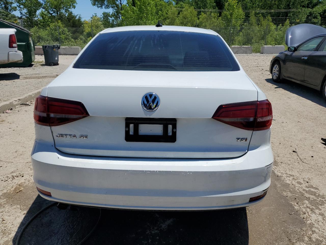 3VWDB7AJXHM212020 2017 Volkswagen Jetta Se