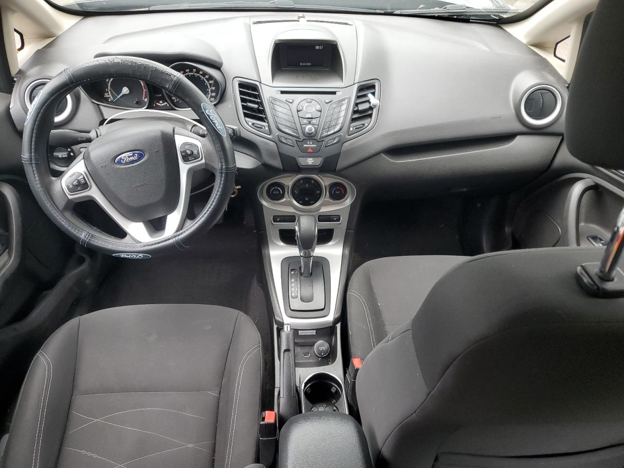 3FADP4EJ1KM154020 2019 Ford Fiesta Se