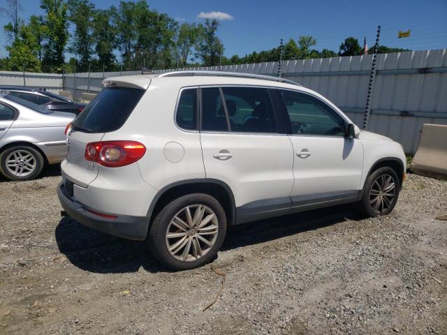 2010 Volkswagen Tiguan S VIN: WVGAV9AX8AW001252 Lot: 57636984