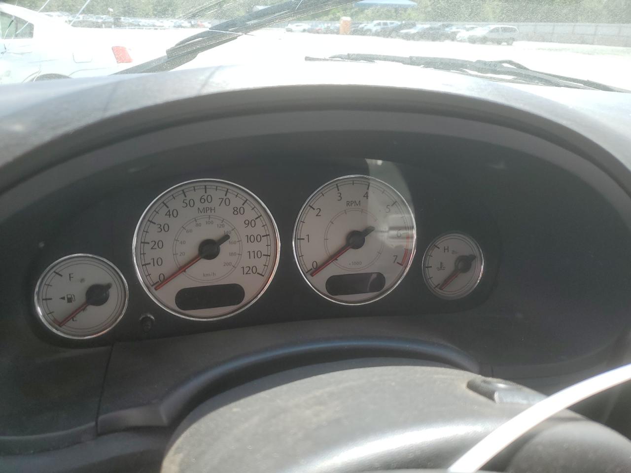 2C8GP64L15R417320 2005 Chrysler Town & Country Limited