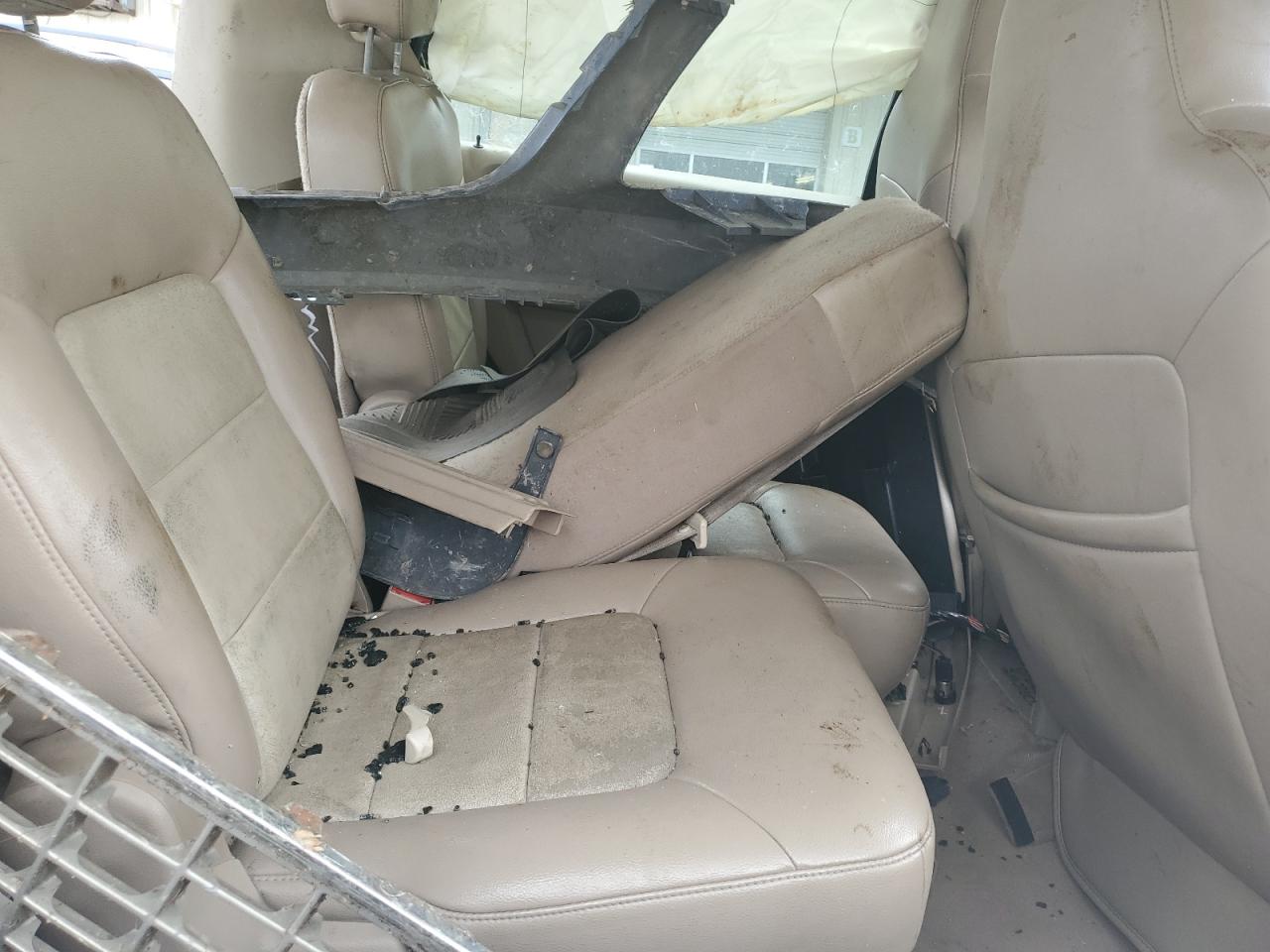 1FMFU18L14LB02829 2004 Ford Expedition Eddie Bauer