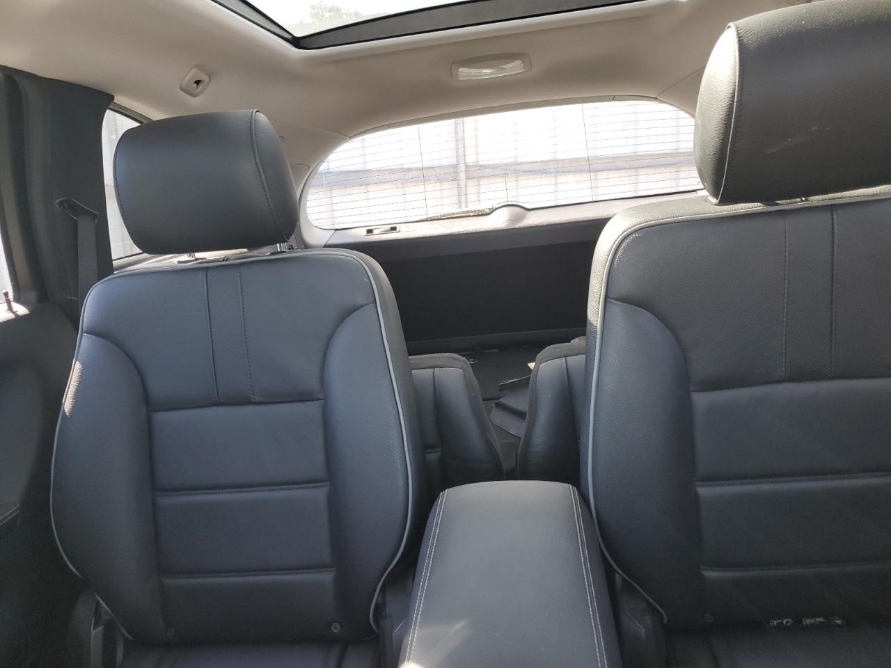 4JGCB2FE5BA135134 2011 Mercedes-Benz R 350 Bluetec