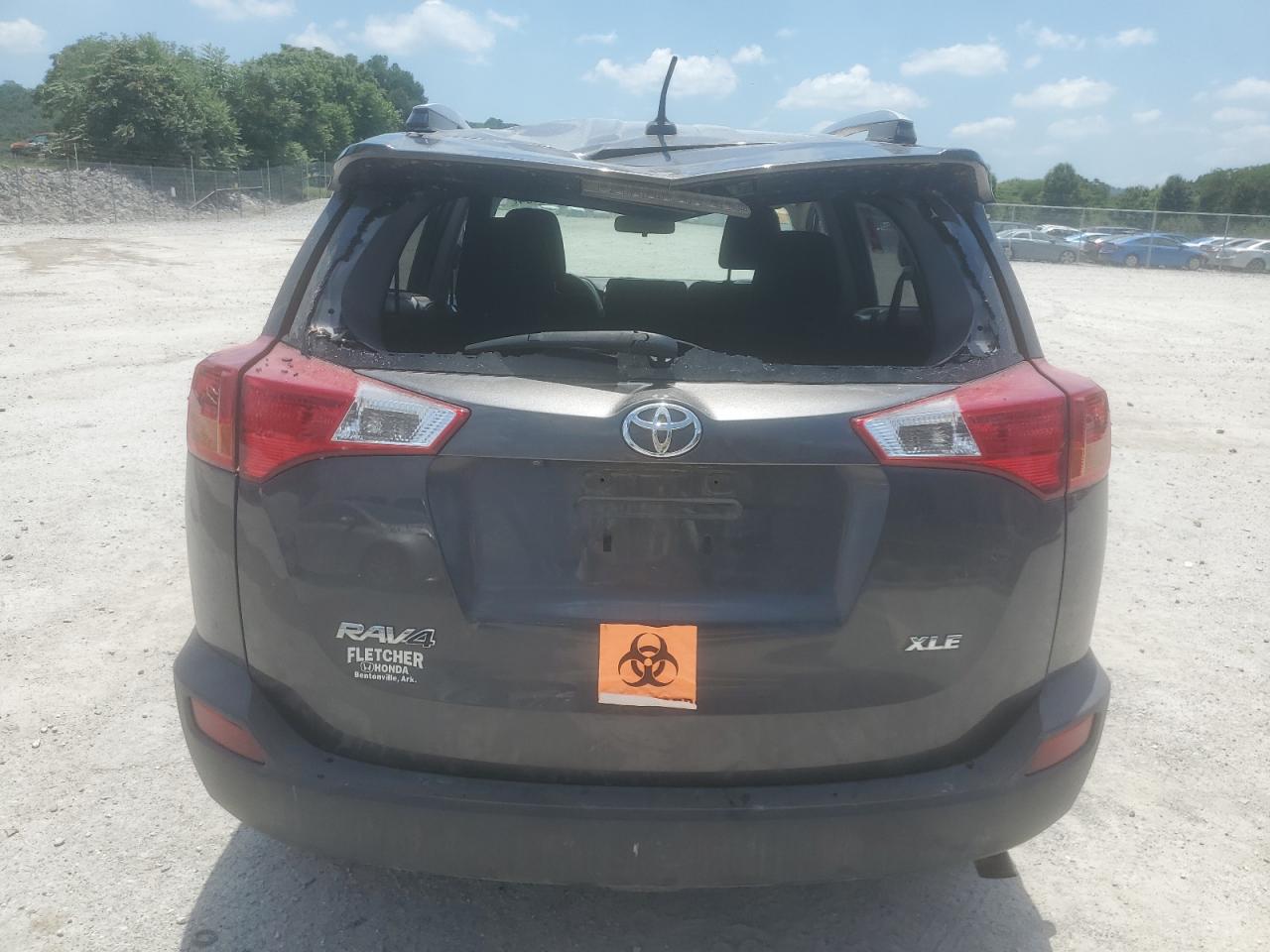 JTMWFREV3FJ048726 2015 Toyota Rav4 Xle