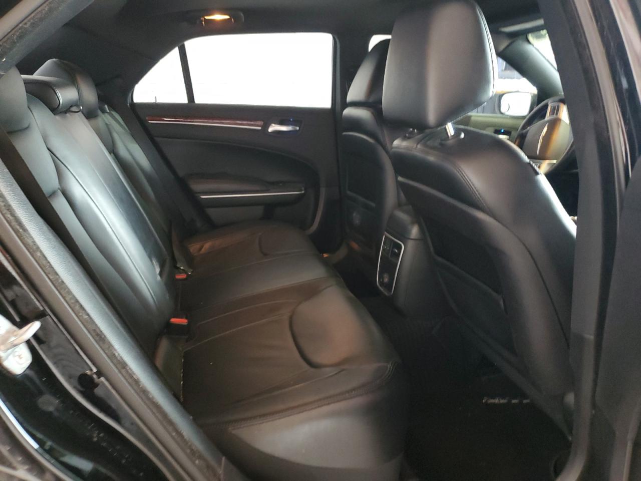 2C3CCAAG2EH260199 2014 Chrysler 300