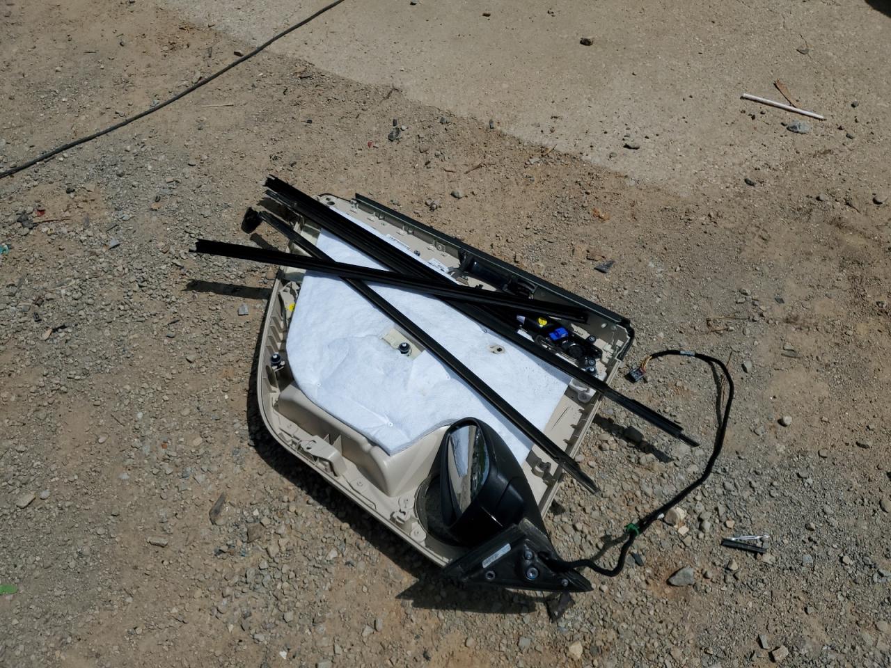 1VWBT7A30HC022086 2017 Volkswagen Passat Se