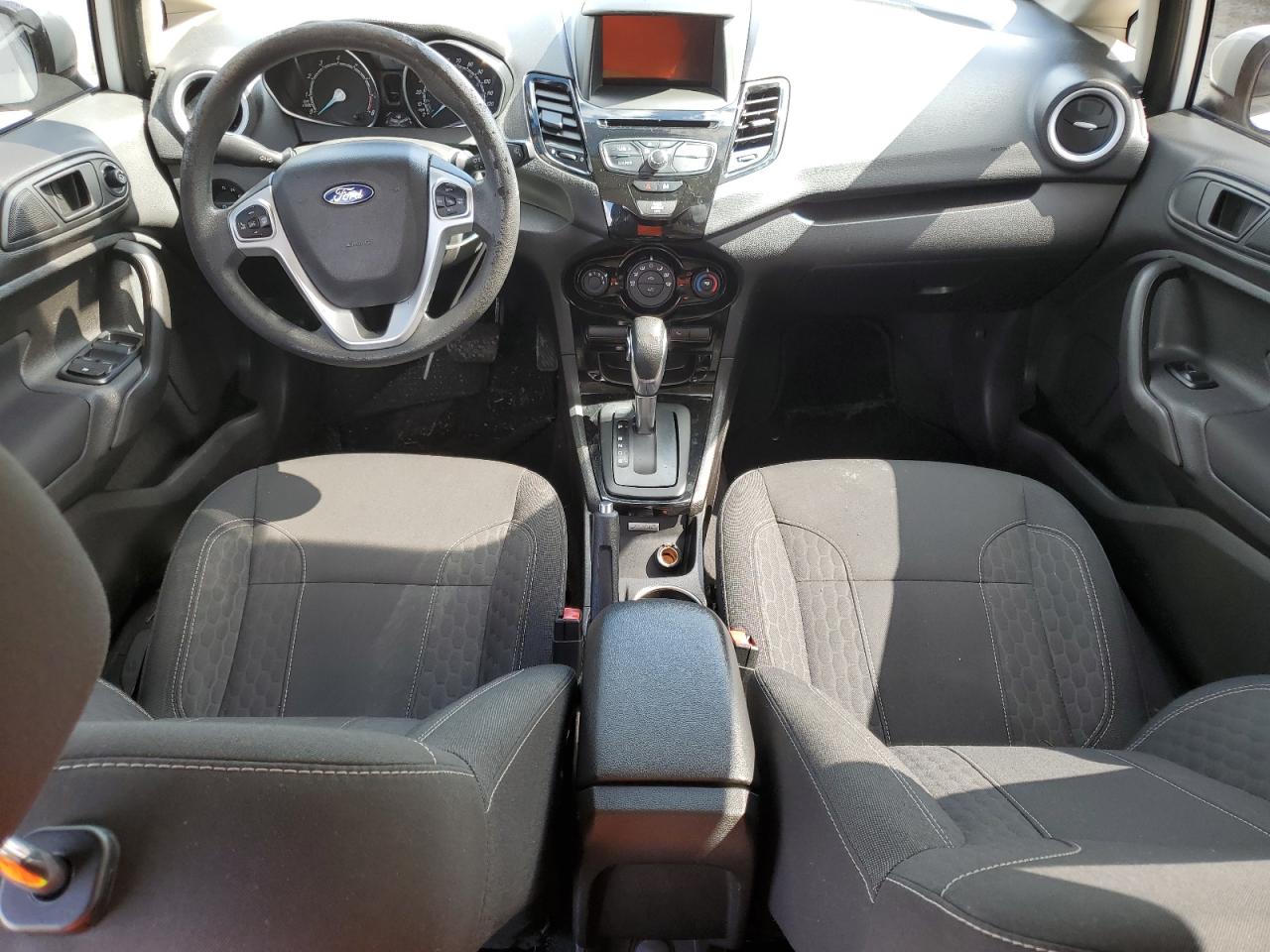 3FADP4BJ4KM137278 2019 Ford Fiesta Se