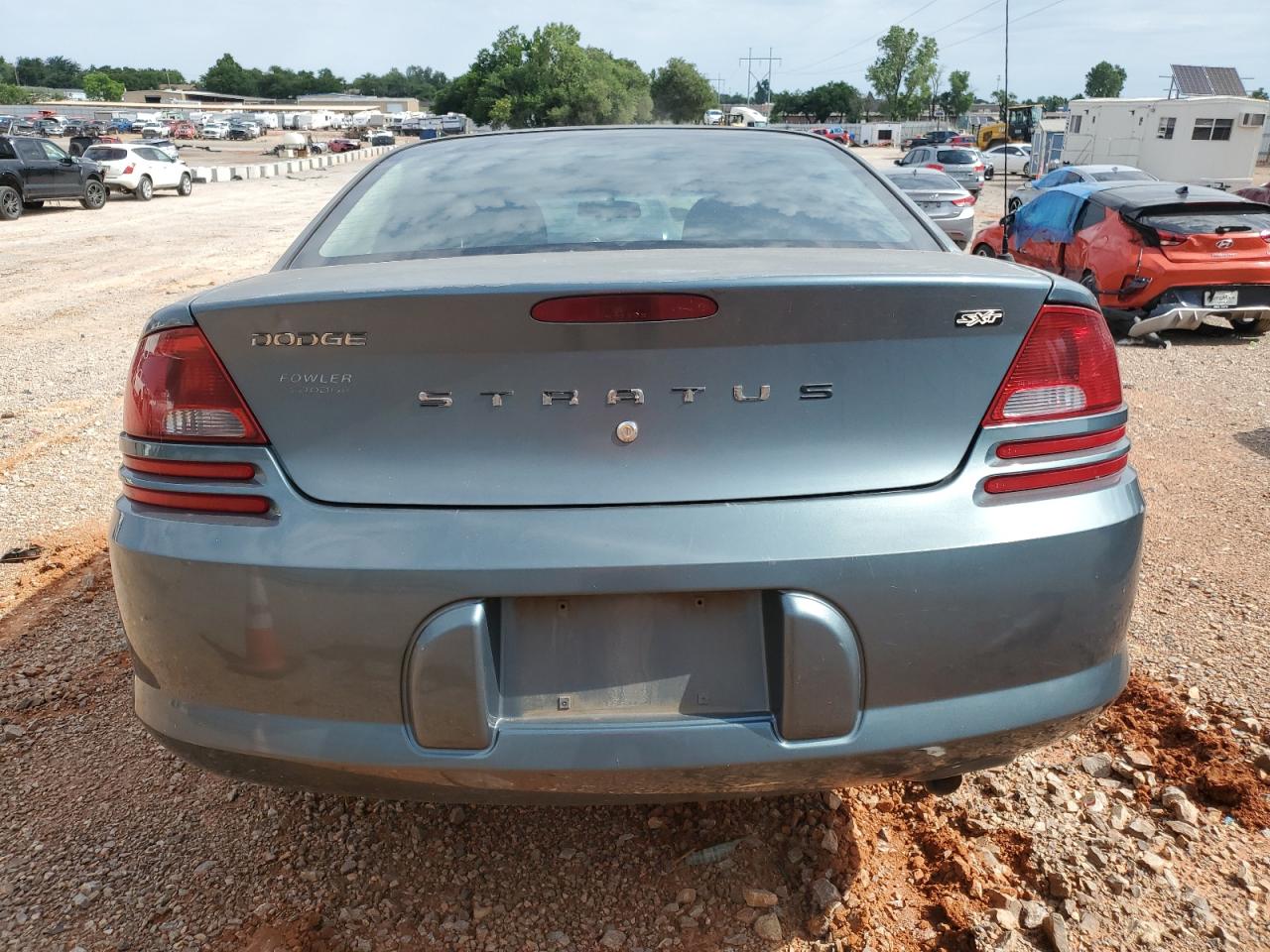 1B3EL46X15N517215 2005 Dodge Stratus Sxt