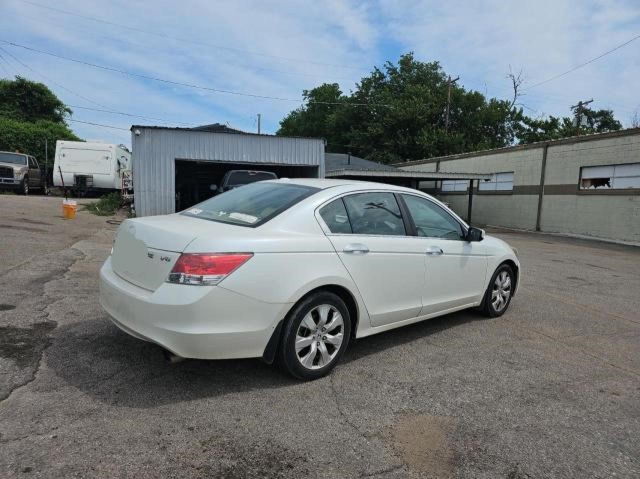 1HGCP3F88AA031680 2010 Honda Accord Exl