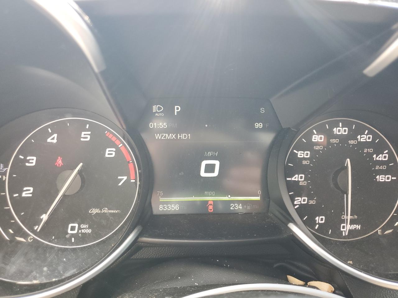 ZARFAEDN7H7547219 2017 Alfa Romeo Giulia Q4