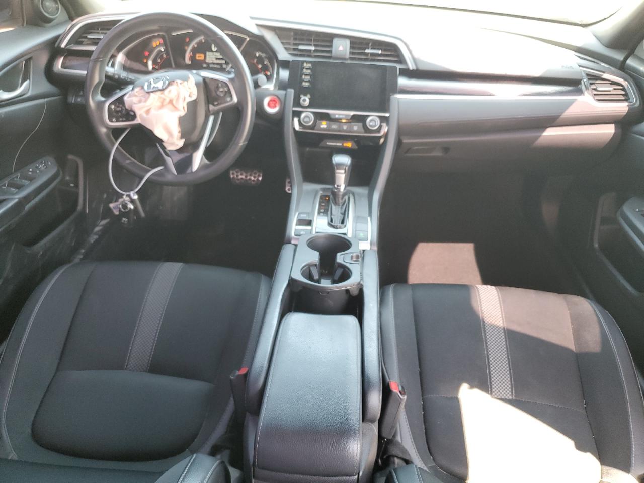 2HGFC2F83LH546853 2020 Honda Civic Sport