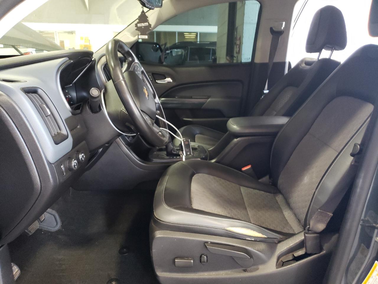 1GCGTDEN5J1153664 2018 Chevrolet Colorado Z71