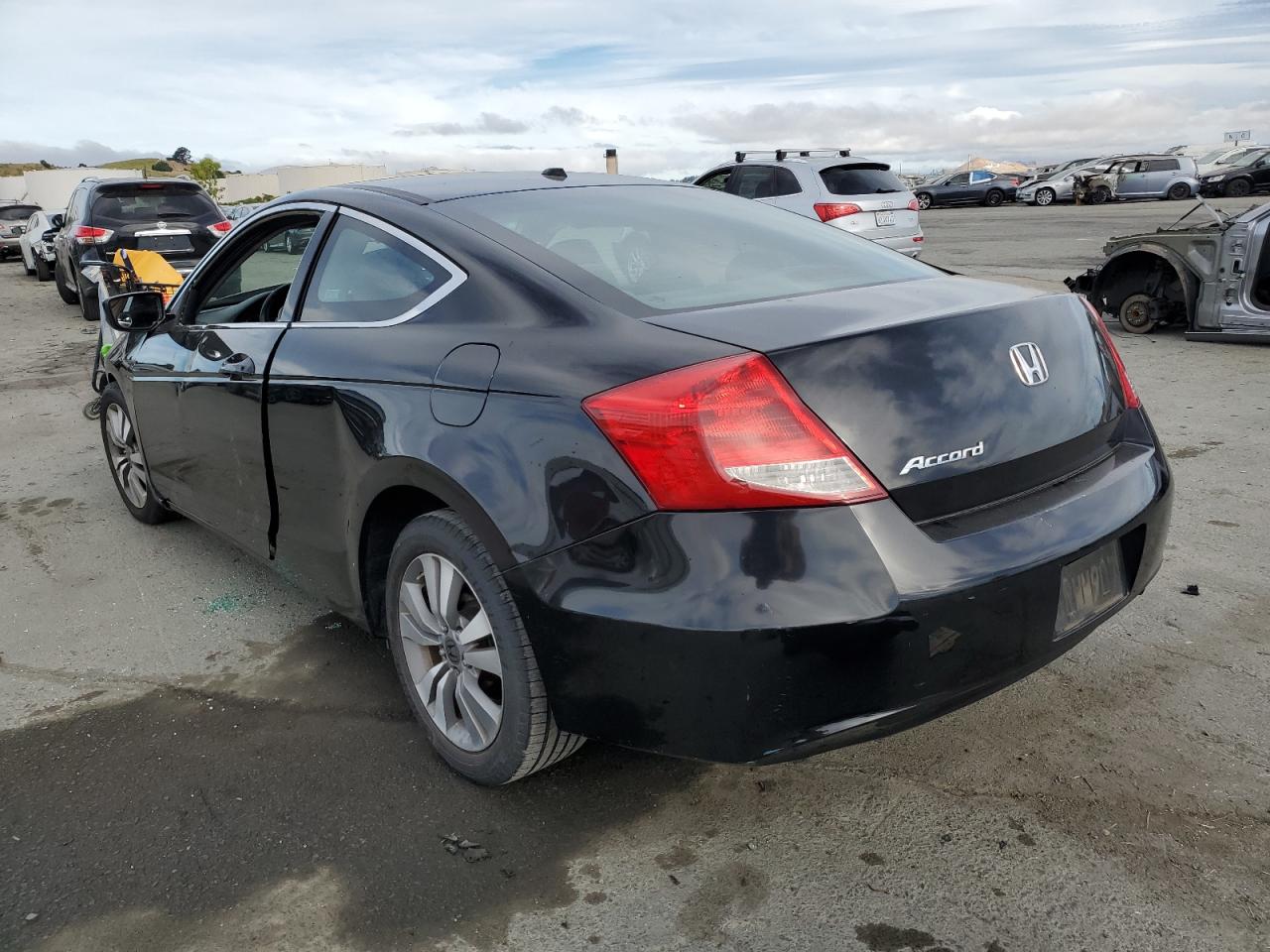 1HGCS1B81BA016416 2011 Honda Accord Exl