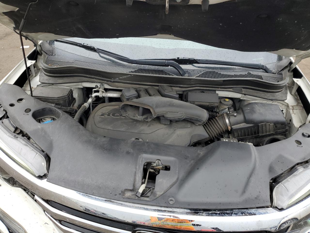 5FNYF6H91GB118934 2016 Honda Pilot Touring