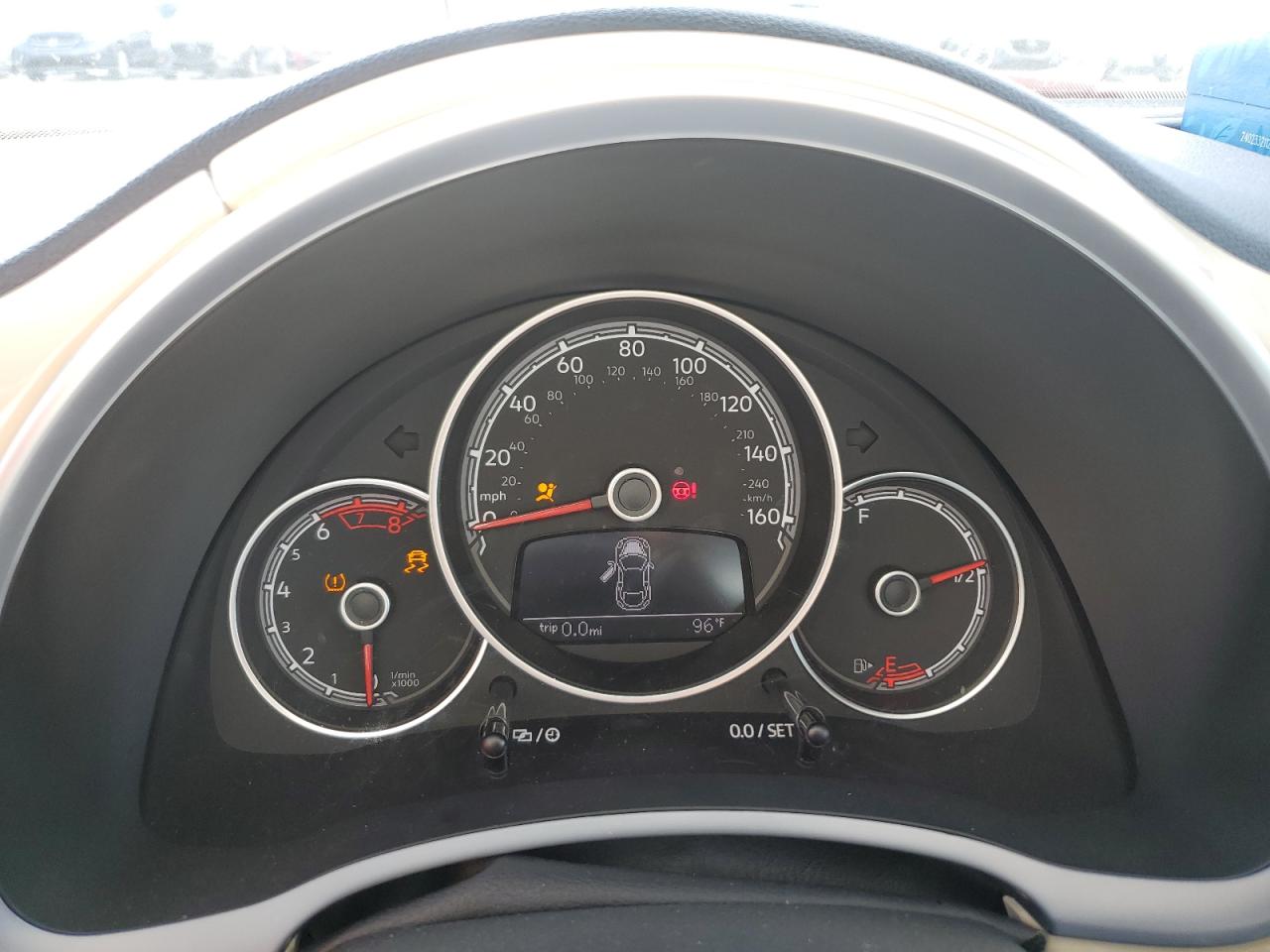 3VW5DAAT4KM508185 2019 Volkswagen Beetle S